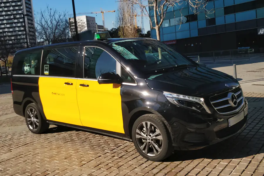 Taxi hasta 8 plazas en Barcelona